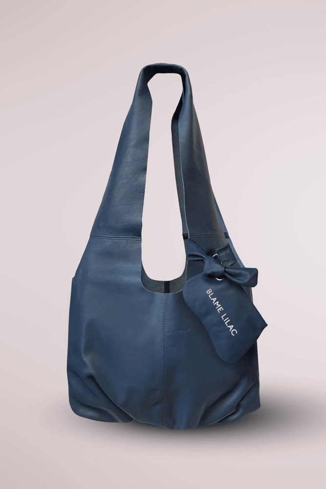 Butter maxi shopper navy by Blame Lilac