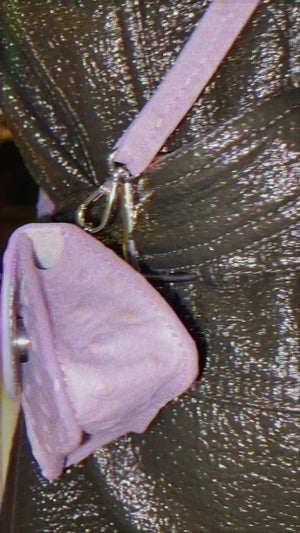 
                  
                    Load and play video in Gallery viewer, Lilac ostrich mini bag, cow leather, Amorsito mini bag multifunctional, Blame Lilac 
                  
                